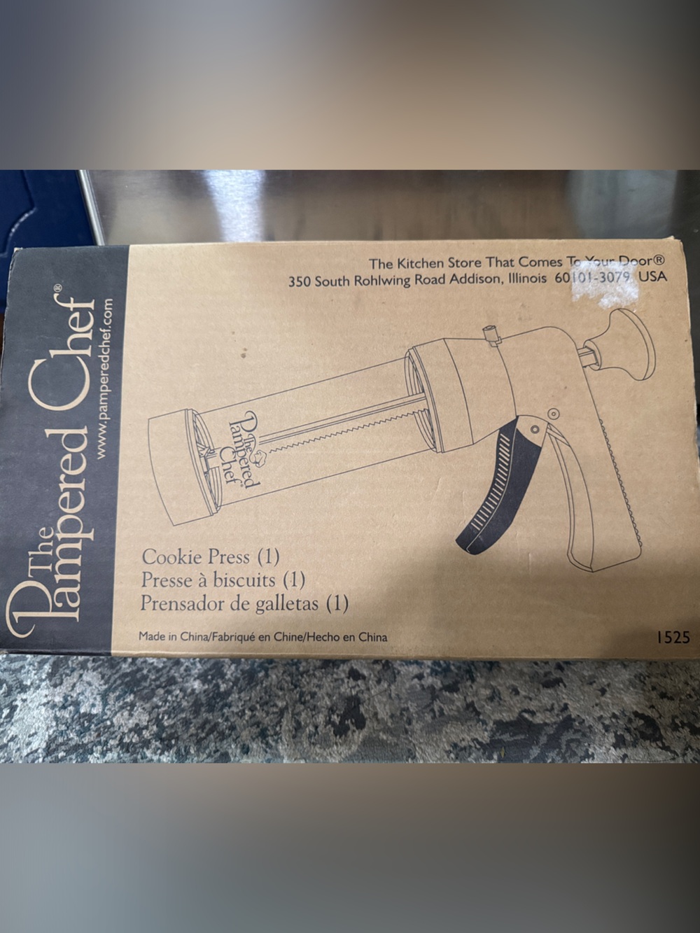 The Pampered Chef Cookie Press - Brown and Black Accents
